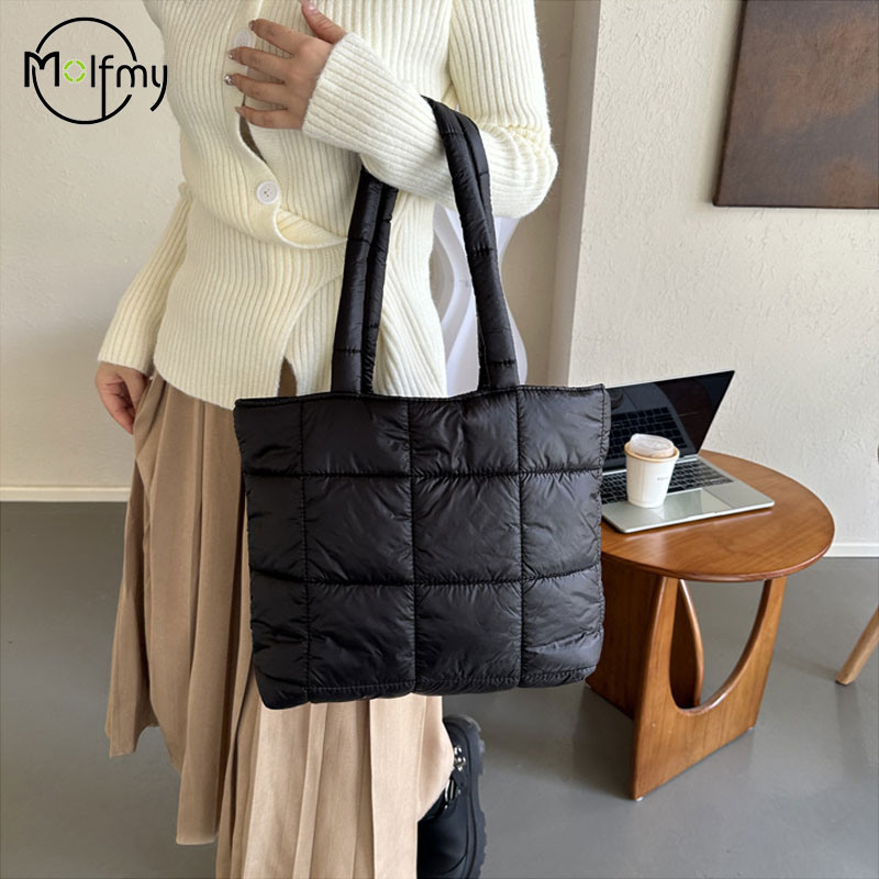 女性用キルティングショルダーバッグ,大容量,雲の形,ショッピ - Shoulder Bag Structured のレビューと価格