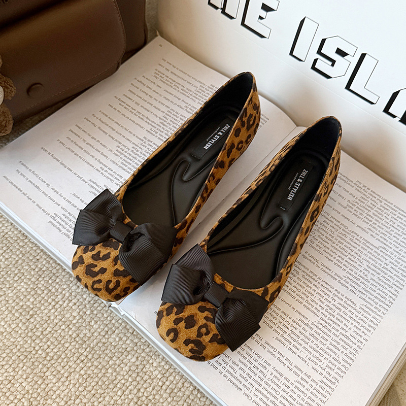 女性用マルチカラースエードバレエフラットシューズ、ボウディテ - Formal Women Daily Wear Shoes のレビューと価格